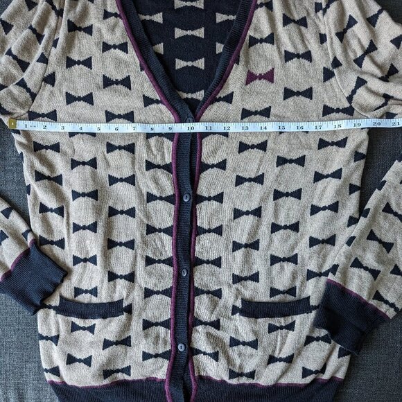 Corey Lynn Calter Neutral Bow Cashmere Cardigan Sweater - Picture 6 of 8